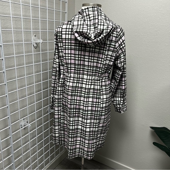 Torrid Hooded Pink Plaid Anorak - Size 18/20 (2) - Picture 5 of 8